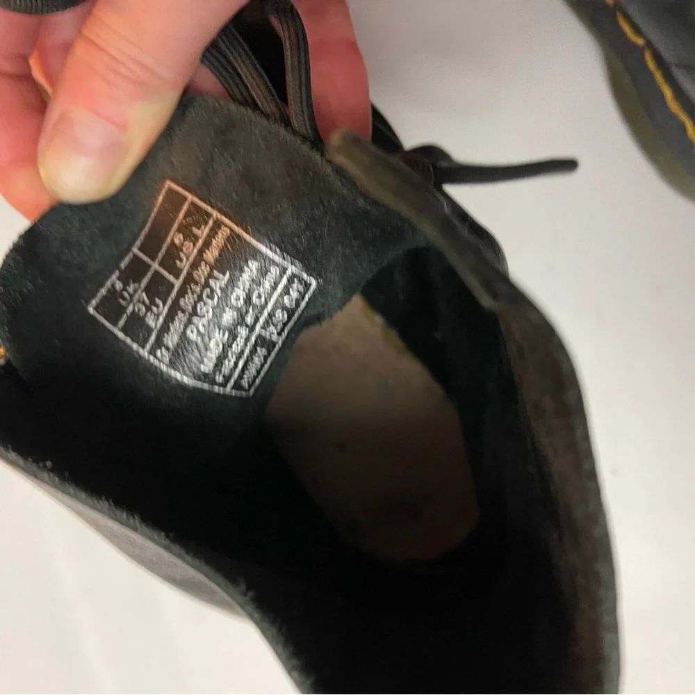 Dr. Martens 1460 Women’s Pascal Boot - Picture 7 of 7